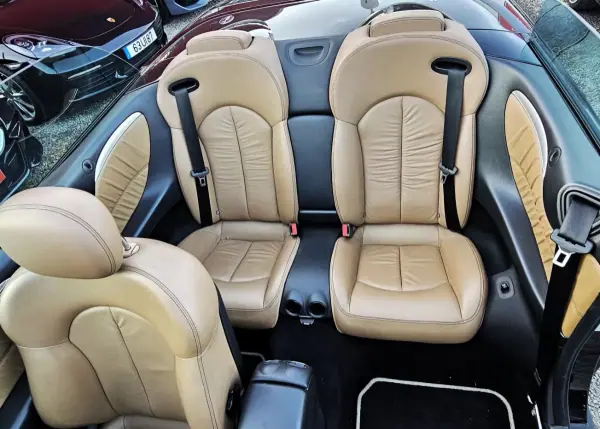 Mercedes-Benz CLK 200 2008 - 17500 EUR, 149000 km - AUTO.MOTO.pt - 149000km - foto 8 de 14