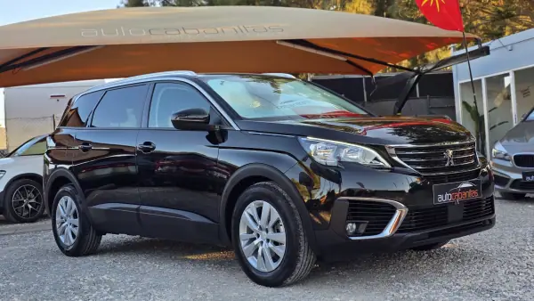 Peugeot 5008 2019 - 18500 EUR, 90600 km - AUTO.MOTO.pt - 90600km - foto 7 de 20