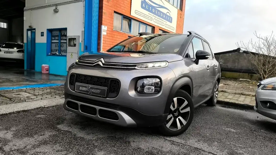 Citroën C3 Aircross 2018 - 10500 EUR, 102000 km - AUTO.MOTO.pt - 102000km - foto 1 de 19