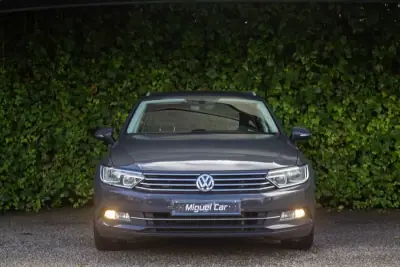Volkswagen Passat Variant 2019 - 17900 EUR, 229000 km - AUTO.MOTO.pt - 229000km - foto 2 de 17