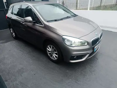 BMW 218 Active Tourer 2014 - 13990 EUR, 150275 km - AUTO.MOTO.pt - 150275km - foto 6 de 39