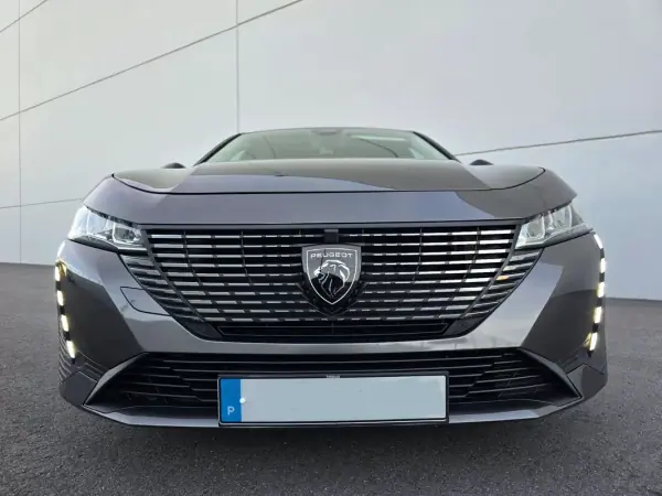 Peugeot 308 SW 2022 — foto 3 de 32