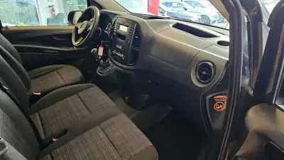 Mercedes-Benz Vito Tourer 2019 - 34900 EUR, 99800 km - AUTO.MOTO.pt - 99800km - foto 25 de 29