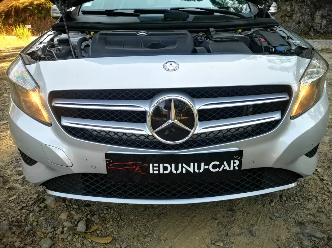 Mercedes-Benz A 180 2015 - 12950 EUR, 218000 km - 218000km - foto 23 de 23