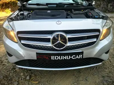 Mercedes-Benz A 180 2015 - 12950 EUR, 218000 km - AUTO.MOTO.pt - 218000km - foto 23 de 23
