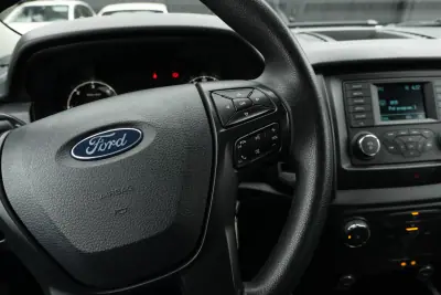 Ford Ranger 2023 - 29999 EUR, 48000 km - AUTO.MOTO.pt - 48000km - foto 18 de 25