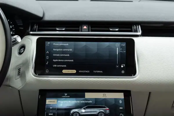 Land Rover Range Rover Velar 2021 - 49950 EUR, 46000 km - AUTO.MOTO.pt - 46000km - foto 36 de 53
