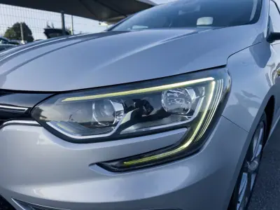 Renault Mégane Sport Tourer 2016 - 13990 EUR, 163000 km - AUTO.MOTO.pt - 163000km - foto 14 de 47