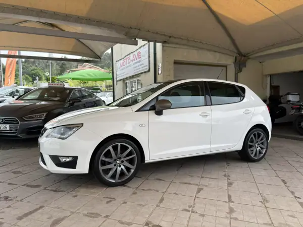 SEAT Ibiza 2013 - 9950 EUR, 120356 km - AUTO.MOTO.pt - 120356km - foto 5 de 29