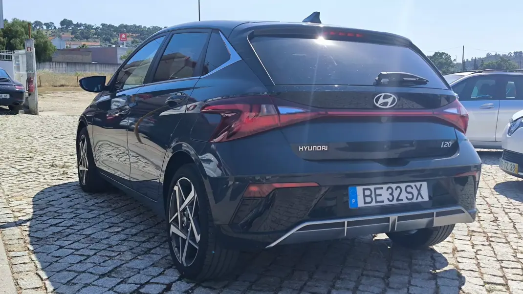 Hyundai i20 2023 - 15950 EUR, 65241 km - AUTO.MOTO.pt - 65241km - foto 6 de 9