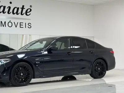 BMW 530 2020 - 31990 EUR, 120000 km - AUTO.MOTO.pt - 120000km - foto 13 de 65