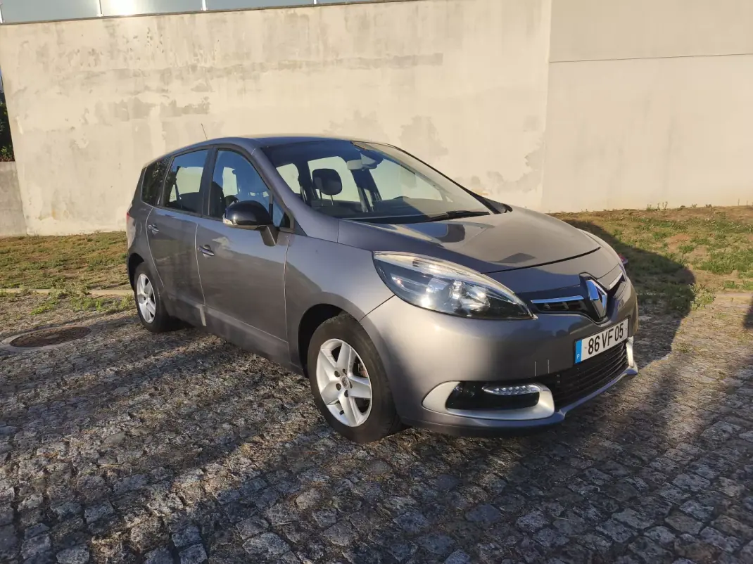 Renault Grand Scénic 2014