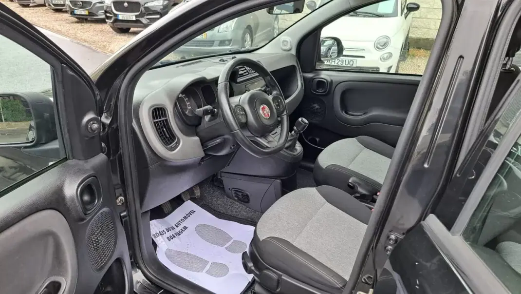 Fiat Panda 2017 - 6890 EUR, 109923 km - 109923km - foto 25 de 43
