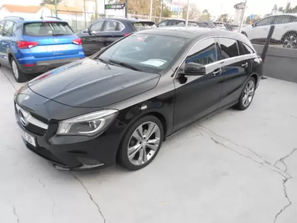 Mercedes-Benz CLA 200 2016 - 21500 EUR, 214696 km - AUTO.MOTO.pt - 214696km - foto 2 de 11