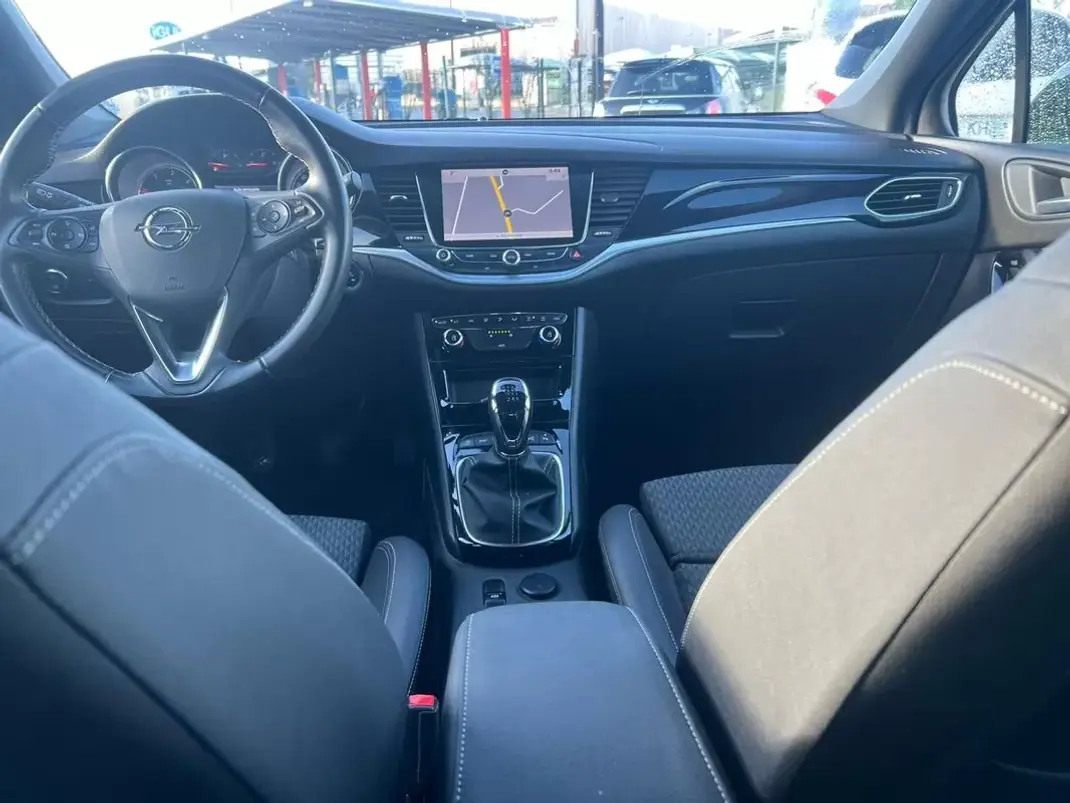 Opel Astra Sports Tourer 2018 - 12984 EUR, 97000 km - AUTO.MOTO.pt - 97000km - foto 20 de 26