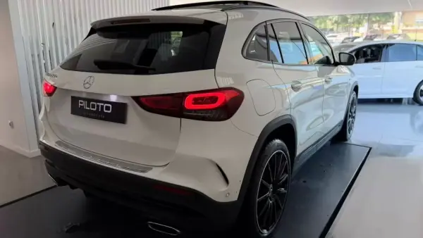 Mercedes-Benz GLA 250 2021 - 34990 EUR, 48067 km - 48067km - foto 10 de 31