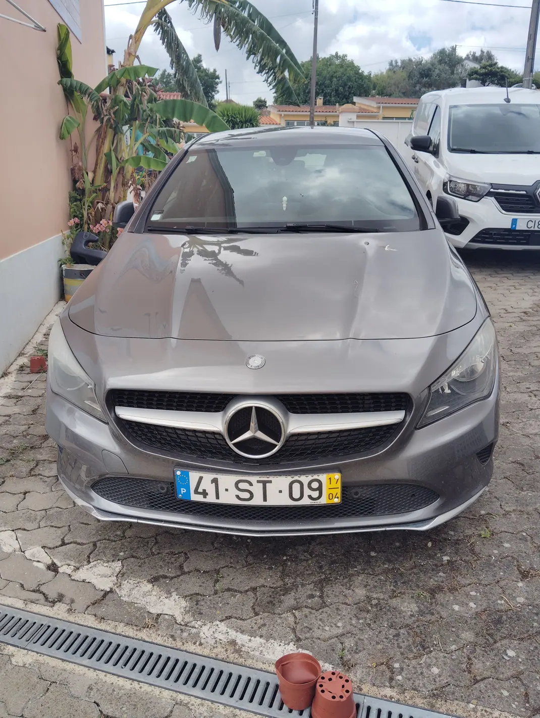 Mercedes-Benz CLA 180 2017 - 15000 EUR, 165000 km - 165000km - foto 1 de 1