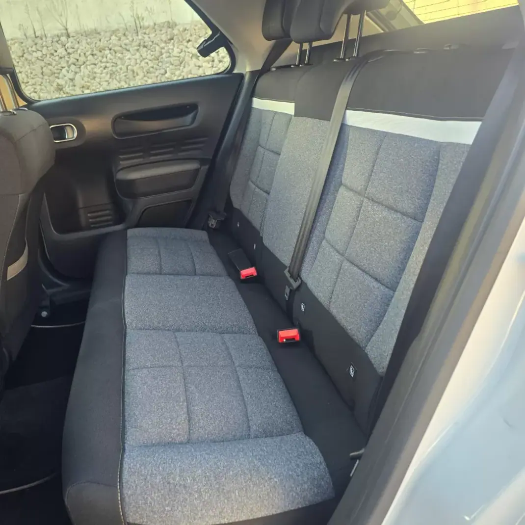 Citroën C4 Cactus 2019 - 11250 EUR, 145008 km - 145008km - foto 19 de 26