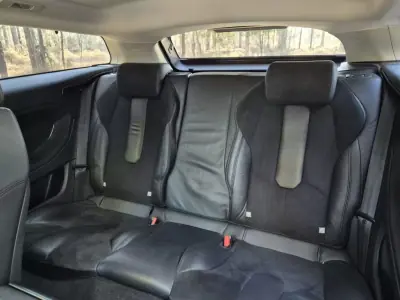 Land Rover Range Rover Evoque 2012 - 18900 EUR, 167000 km - AUTO.MOTO.pt - 167000km - foto 16 de 20