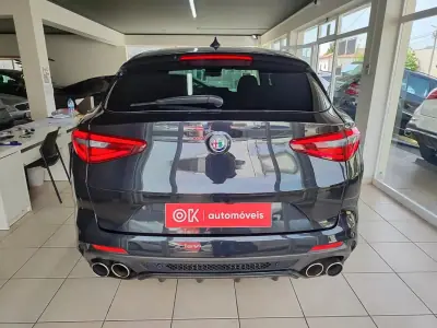 Alfa Romeo Stelvio 2021 - 63500 EUR, 68900 km - AUTO.MOTO.pt - 68900km - foto 10 de 33