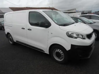 Peugeot Expert 2018 - 21000 EUR, 106600 km - AUTO.MOTO.pt - 106600km - foto 3 de 13