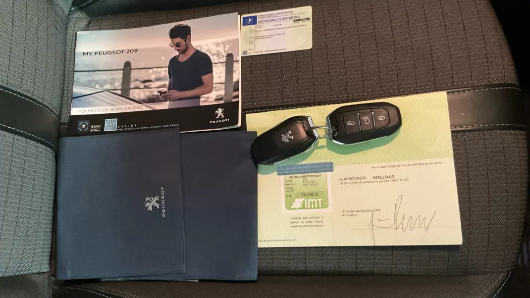 Peugeot e-208 2021 - 14499 EUR, 97021 km - AUTO.MOTO.pt - 97021km - foto 14 de 14