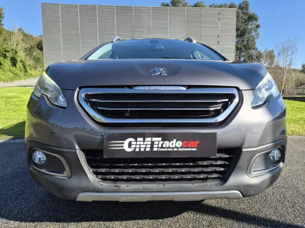 Peugeot 2008 2017 - 9750 EUR, 63500 km - AUTO.MOTO.pt - 63500km - foto 9 de 15