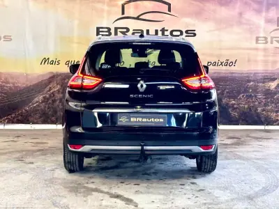 Renault Grand Scénic 2018 - 16900 EUR, 183558 km - AUTO.MOTO.pt - 183558km - foto 7 de 33