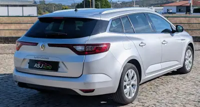 Renault Mégane Sport Tourer 2019 - 9500 EUR, 206229 km - 206229km - foto 6 de 21