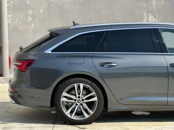 Audi A6 Avant 2021 - 62500 EUR, 55000 km - AUTO.MOTO.pt - 55000km - foto 9 de 36