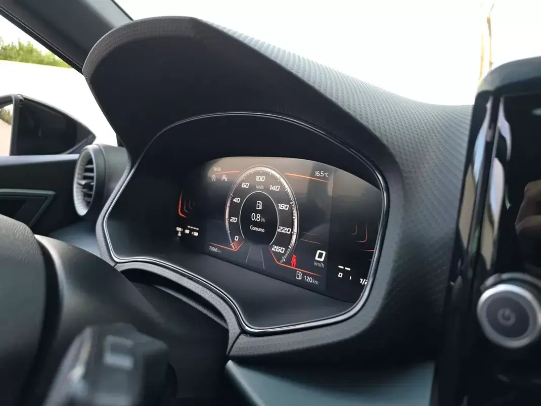 SEAT Arona 2023 - 16900 EUR, 73900 km - AUTO.MOTO.pt - 73900km - foto 20 de 37