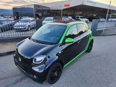 Smart ForFour 2017 - 13500 EUR, 44000 km - AUTO.MOTO.pt - 44000km - foto 2 de 46