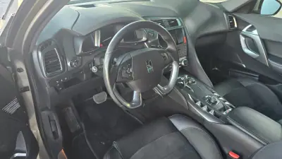 DS DS5 2013 - 10500 EUR, 216565 km - 216565km - foto 9 de 19