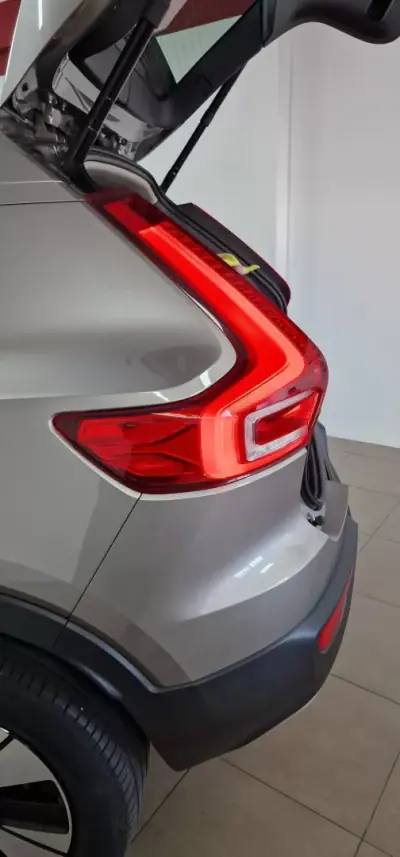 Volvo XC 40 2021 - 23950 EUR, 102307 km - 102307km - foto 62 de 64