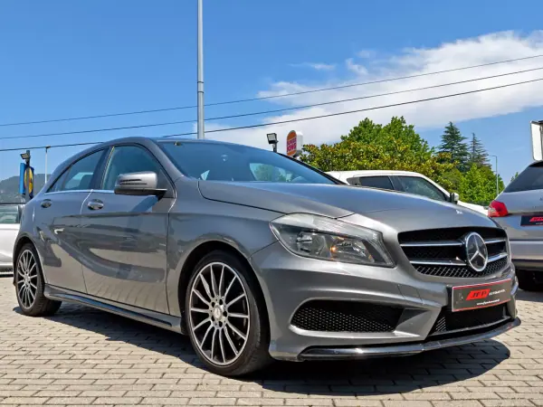 Mercedes-Benz A 180 2013 - 15800 EUR, 204000 km - AUTO.MOTO.pt - 204000km - foto 6 de 17