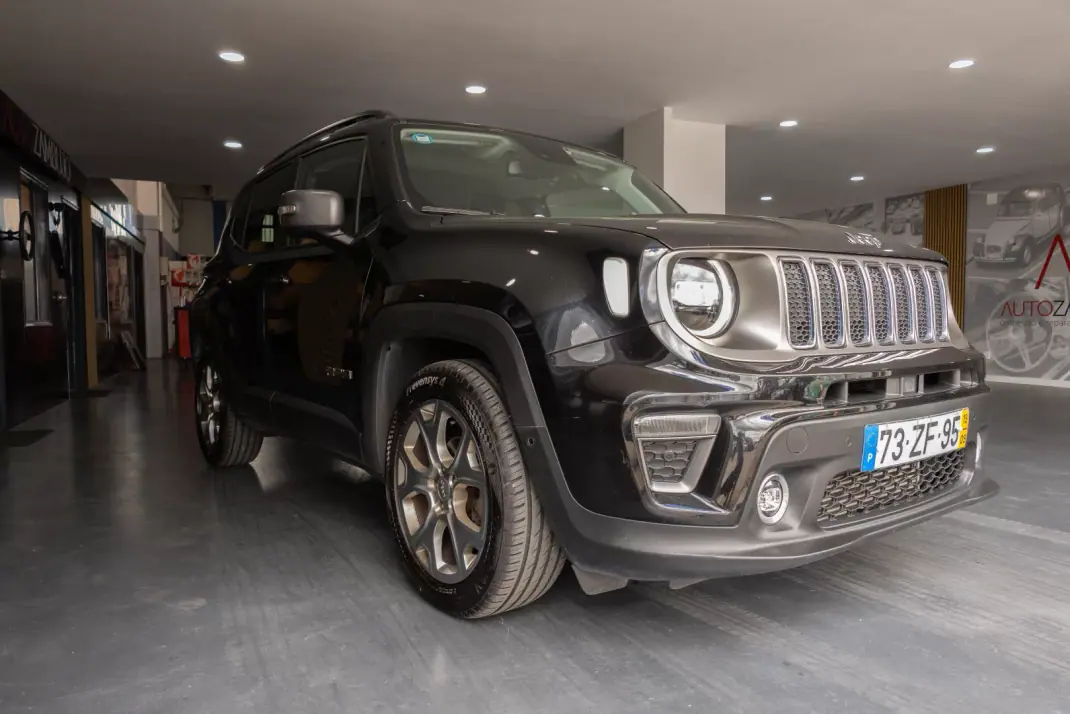 Jeep Renegade 2019 - 17900 EUR, 106000 km - AUTO.MOTO.pt - 106000km - foto 2 de 19