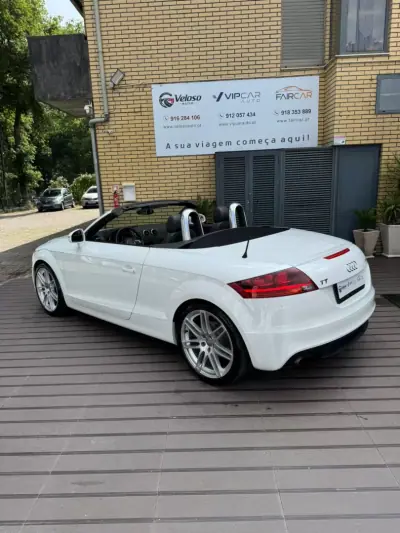 Audi TT Roadster 2011 - 15900 EUR, 207500 km - AUTO.MOTO.pt - 207500km - foto 4 de 12