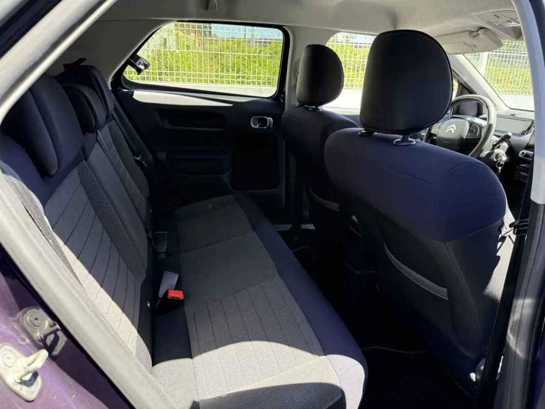 Citroën C4 Cactus 2017 - 8990 EUR, 201000 km - AUTO.MOTO.pt - 201000km - foto 16 de 17