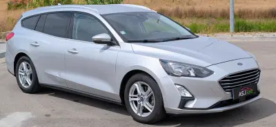 Ford Focus SW 2019 - 8900 EUR, 205714 km - AUTO.MOTO.pt - 205714km - foto 2 de 22