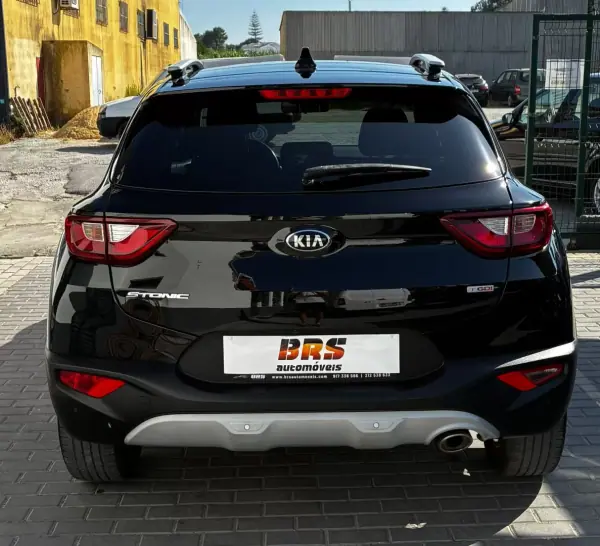 Kia Stonic 2020 - 15990 EUR, 95920 km - AUTO.MOTO.pt - 95920km - foto 4 de 20