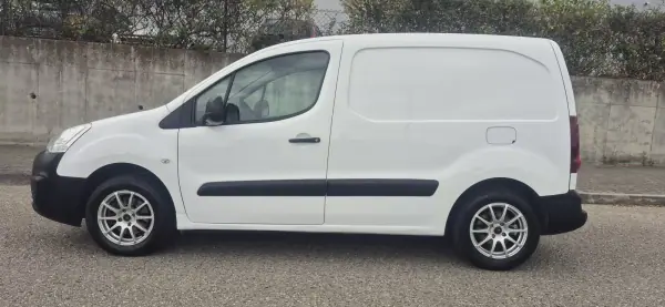 Citroën Berlingo 2018 - 11350 EUR, 138154 km - 138154km - foto 4 de 19