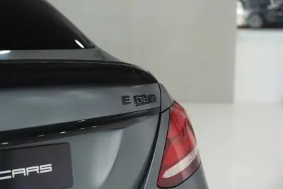 Mercedes-Benz E 63 AMG 2017 - 76950 EUR, 84657 km - AUTO.MOTO.pt - 84657km - foto 14 de 43