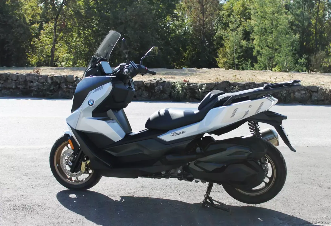 BMW C 440 GT 2025 - 9250 EUR, 2300 km - AUTO.MOTO.pt - 2300km - foto 14 de 28