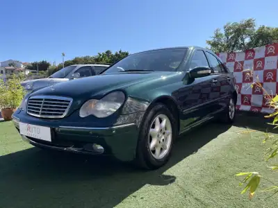 Mercedes-Benz C 220 2001 - 7490 EUR, 355200 km - AUTO.MOTO.pt - 355200km - foto 5 de 18