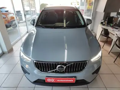 Volvo XC 40 2023 - 37650 EUR, 24400 km - AUTO.MOTO.pt - 24400km - foto 4 de 36