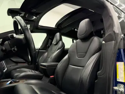 Tesla Model S 2017 - 18000 EUR, 250000 km - AUTO.MOTO.pt - 250000km - foto 21 de 24