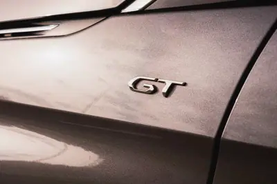 Peugeot 5008 2021 - 24000 EUR, 128300 km - AUTO.MOTO.pt - 128300km - foto 4 de 23