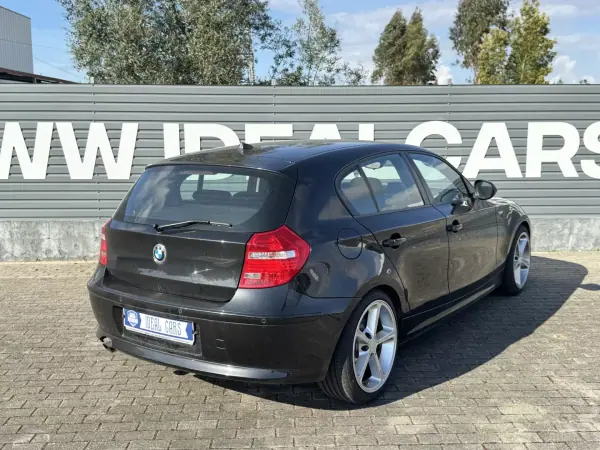 BMW 118 2010 - 11950 EUR, 215000 km - AUTO.MOTO.pt - 215000km - foto 8 de 24