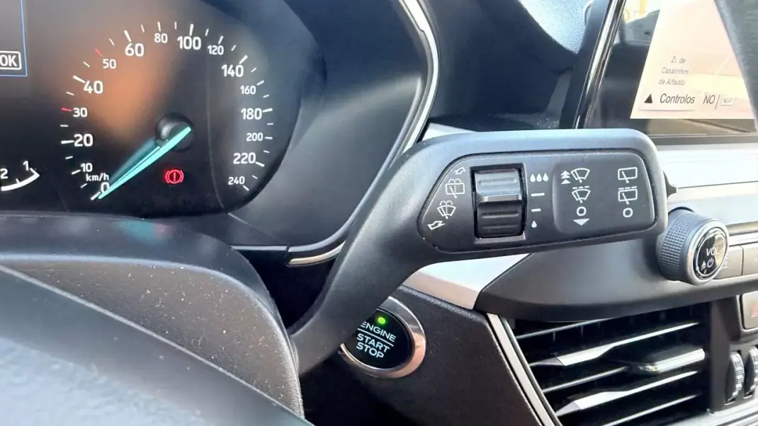 Ford Focus SW 2019 - 14200 EUR, 107787 km - 107787km - foto 14 de 17