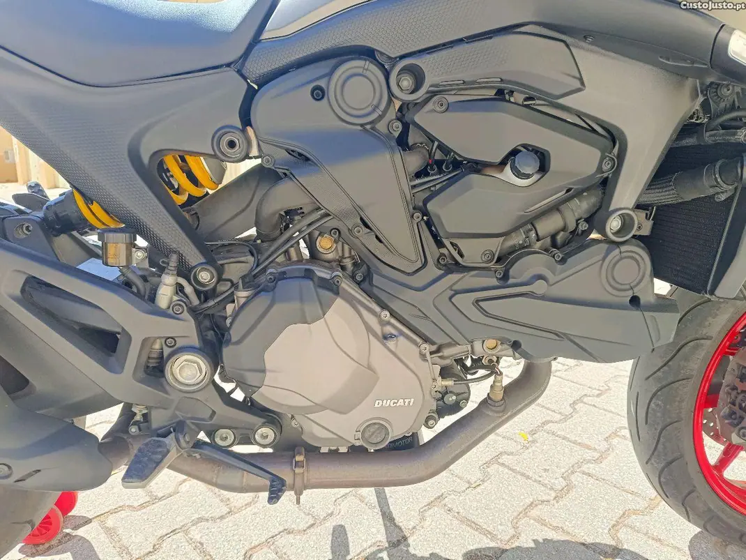 Ducati Monster 937 SP 2021 - 8375 EUR, 30000 km - AUTO.MOTO.pt - 30000km - foto 5 de 11